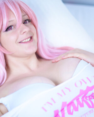 Vicki Valkyrie Hot Cosplay Model