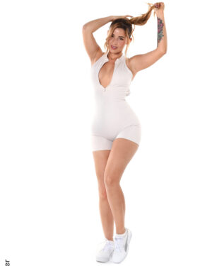 Agatha Vega Dia De Entrenamiento IStripper