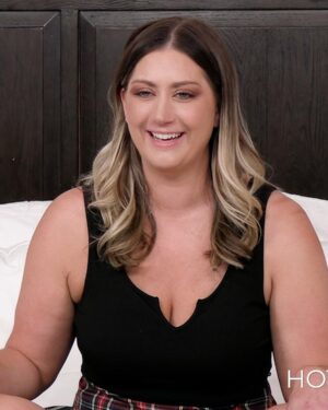 Britney Mae Sunday Fun Day Hot Milfs Fuck