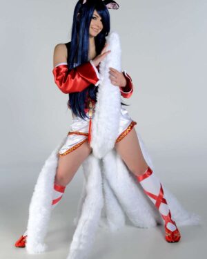 Ahri Fox Girl Cosplay Mate