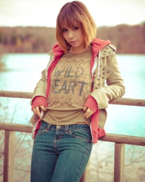 Ariel Rebel Groovy Winter