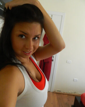 Aubrey Paige Intimate Selfies