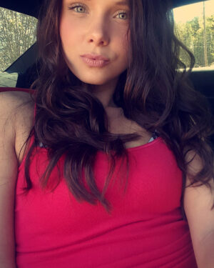 Bailey Knox Spring Life Selfies