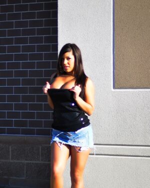 Briana Lee Sunny