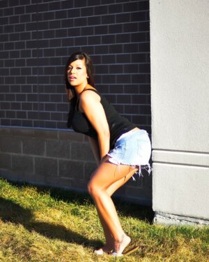 Briana Lee Sunny