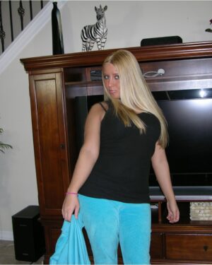 Brianna Thick True Amateur Model