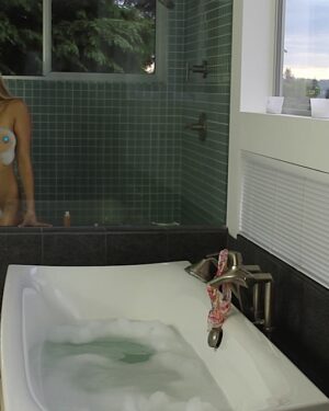 Brooke Marks More Bubbles