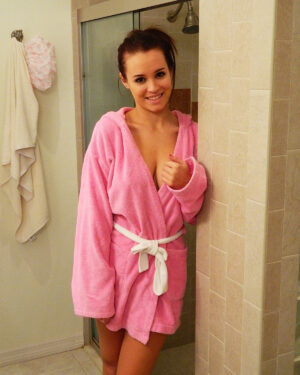 Brookes Playhouse Soapy Shower