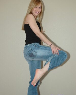Callista Model Jeans And Ass