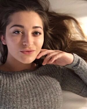 Dani Daniels Sexy Nude Selfies