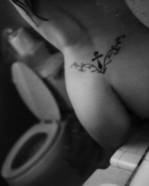 Danielle FTV Black and White