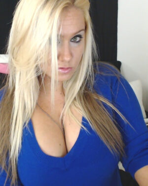 Dina Sky Streamate Webcam Model