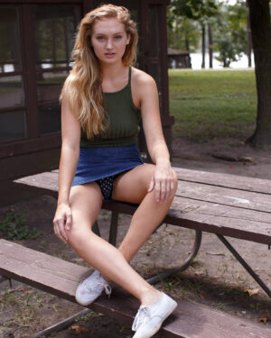 Ellen Kennedy Sexy Zishy