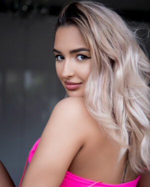 Emilly Starr Pinky Life