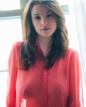 Emily Born Busty Beauty Cosmid