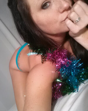 Freckles 18 New Year Pussy