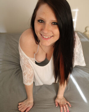 Freckles 18 White Lace