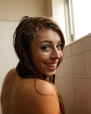 Gracie Thibble Shower Zishy