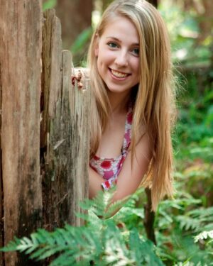 Hayley Dimples Abby Winters