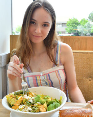 Hazel Moore FTV Girls Lunch Date