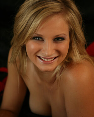 Heidi Busty Blonde Next Door Model