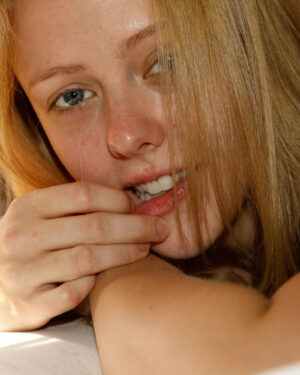 Helen Bergstrom Heart Of Gold Zishy