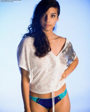 Indian Babe Shanaya Bottomless Princess