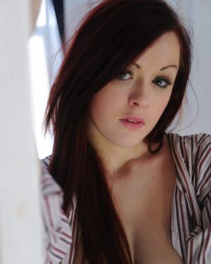Jaye Rose Striped Beauty