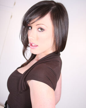 Jen Amateur Allure