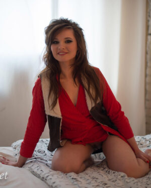 Jeny Smith Is Actually Naked In Bed