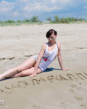 Jeny Smith Nude Beach Babe