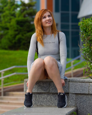 Jeny Smith Windy Upskirt