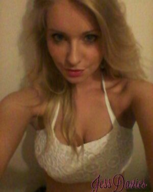 Jess Davies Self Shot