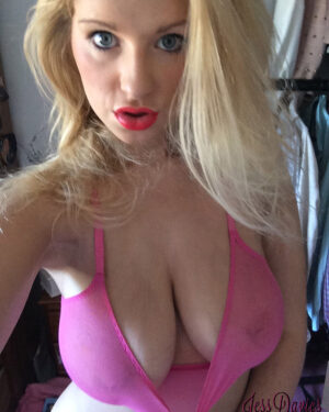 Jess Davies Sexy Selfies