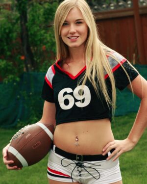 Jewel Superbowl Sunday Nudes This Years Model