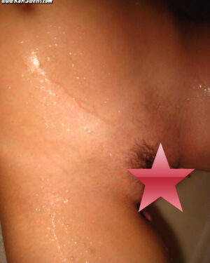 Kari Sweets Naked
