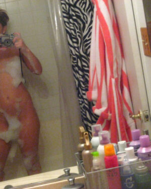 Kari Sweets Nude Bubbles