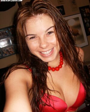 Kari Sweets Panty Peek