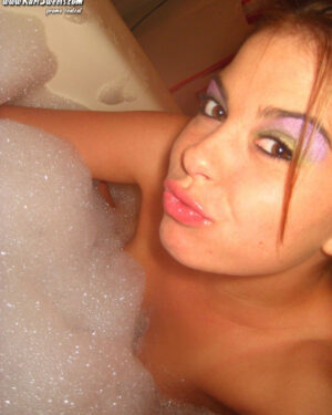 Kari Sweets Soapy Bubble Bath