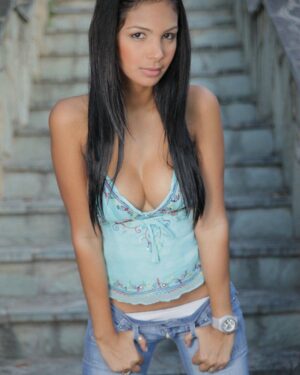 Karla Spice Side Boob