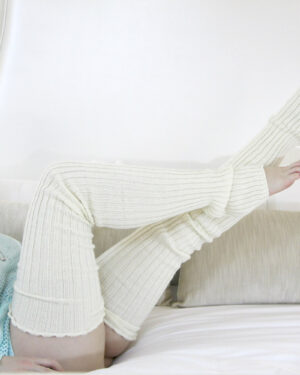 Kayla Kiss Sweater Nudes