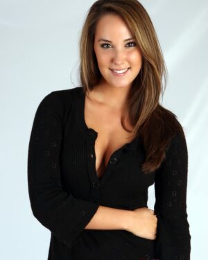 Kelli Cute and Casual