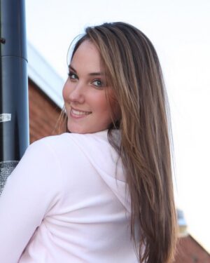 Kelli Rooftop Naughty