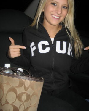 Kimmy Is Sharing Her Tits In The Car