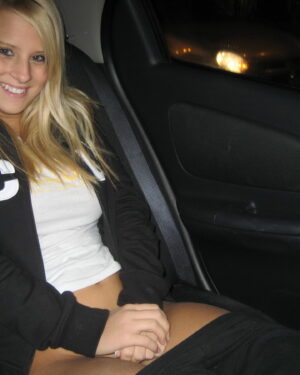 Kimmy Is Sharing Her Tits In The Car