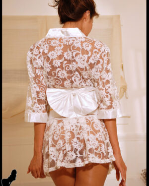 Kt So Lace White Asian Outfit
