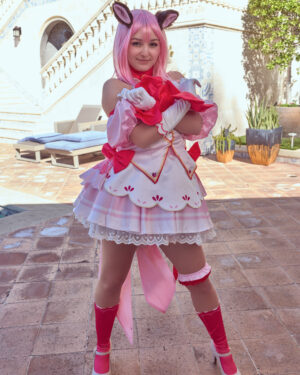 Leana Lovings Tokyo Mew Mew VR Cosplay X