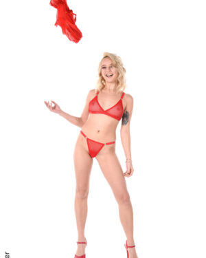 Lily Cute In Red IStripper