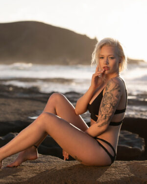 Lisa Modpali Low Tide Playboy