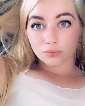 Littleangel1999 Sexy Fancentro